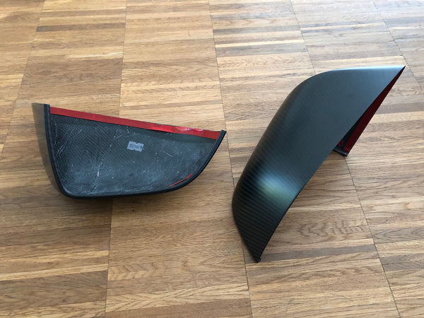Tesla Model Y spiegelkappen van echt carbon - mat