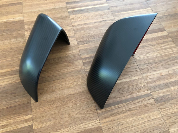 Tesla Model Y spiegelkappen van echt carbon - mat
