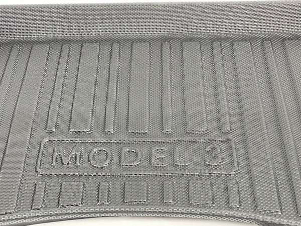 Tesla Model 3 kleine frunkmat - beschermende mat voor alle weersomstandigheden - streepontwerp - M3 2021 / 2022 / 2023